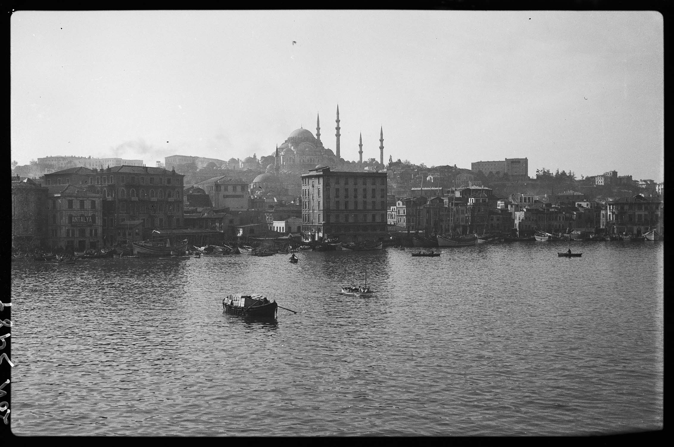 Vue d'ensemble, avec la mosquée Suleymaniye au second plan